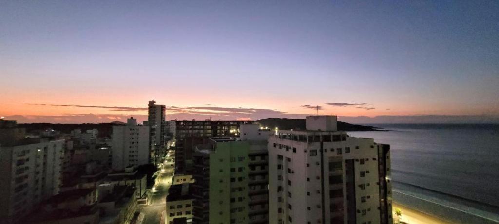 Cobertura C/ Vista Para O Mar E Montanhas, Churrasqueira, 4 Quartos 2 Vg Garagem グアラパリー エクステリア 写真